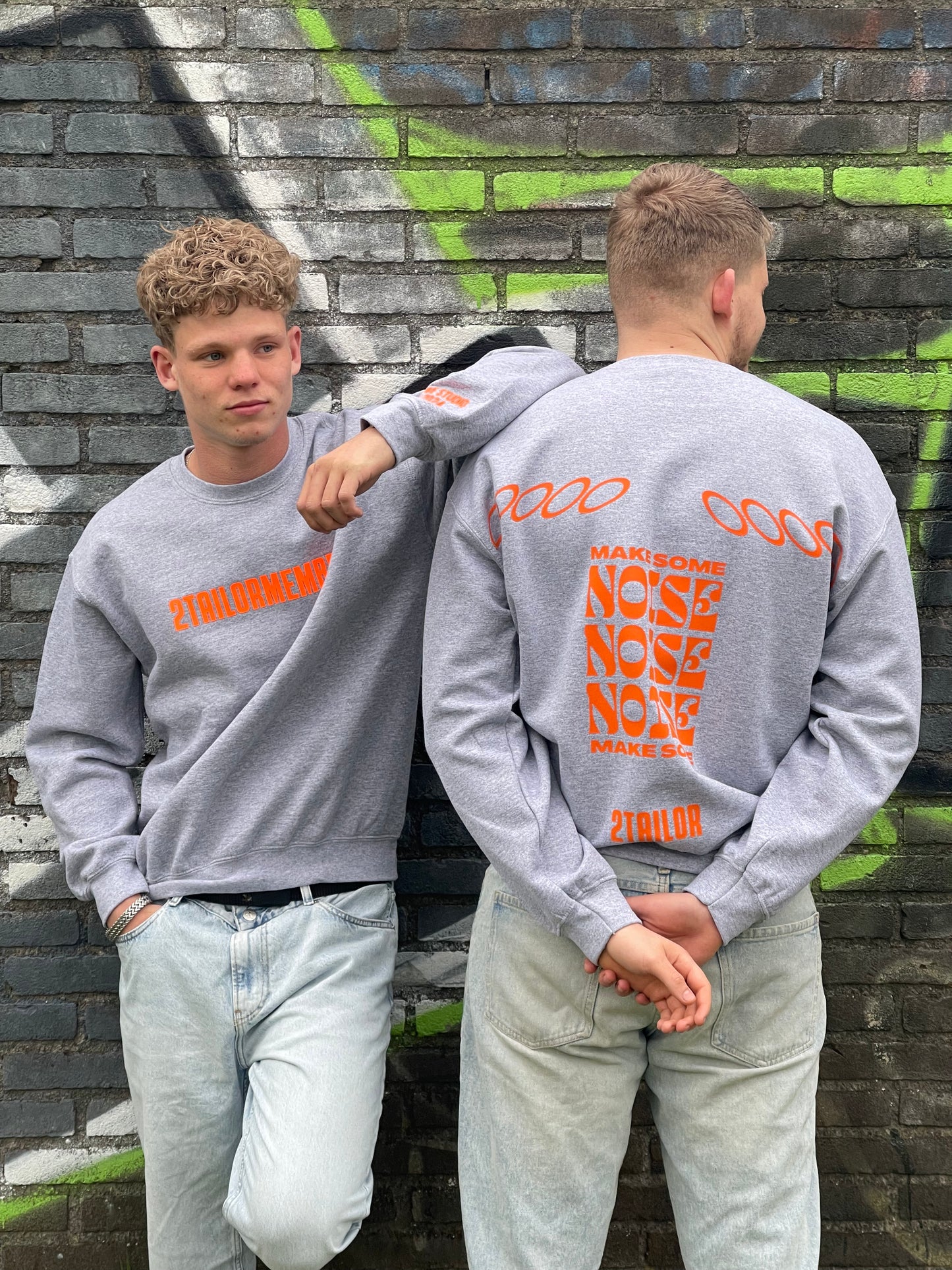 MAKE SOME NOISE 2TAILOR SWEATER (L)