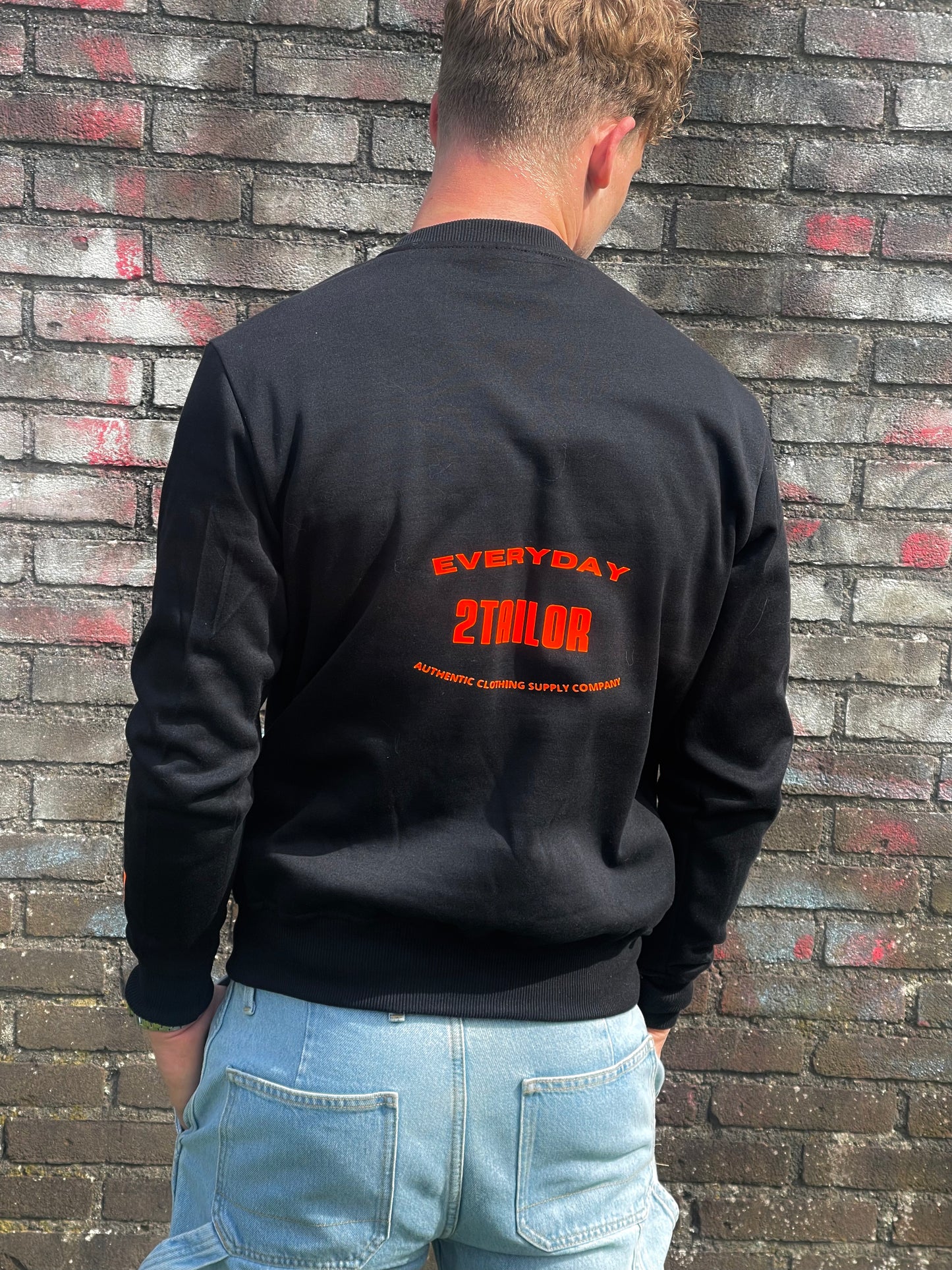 EVERYDAY 2TAILOR SWEATER (M)