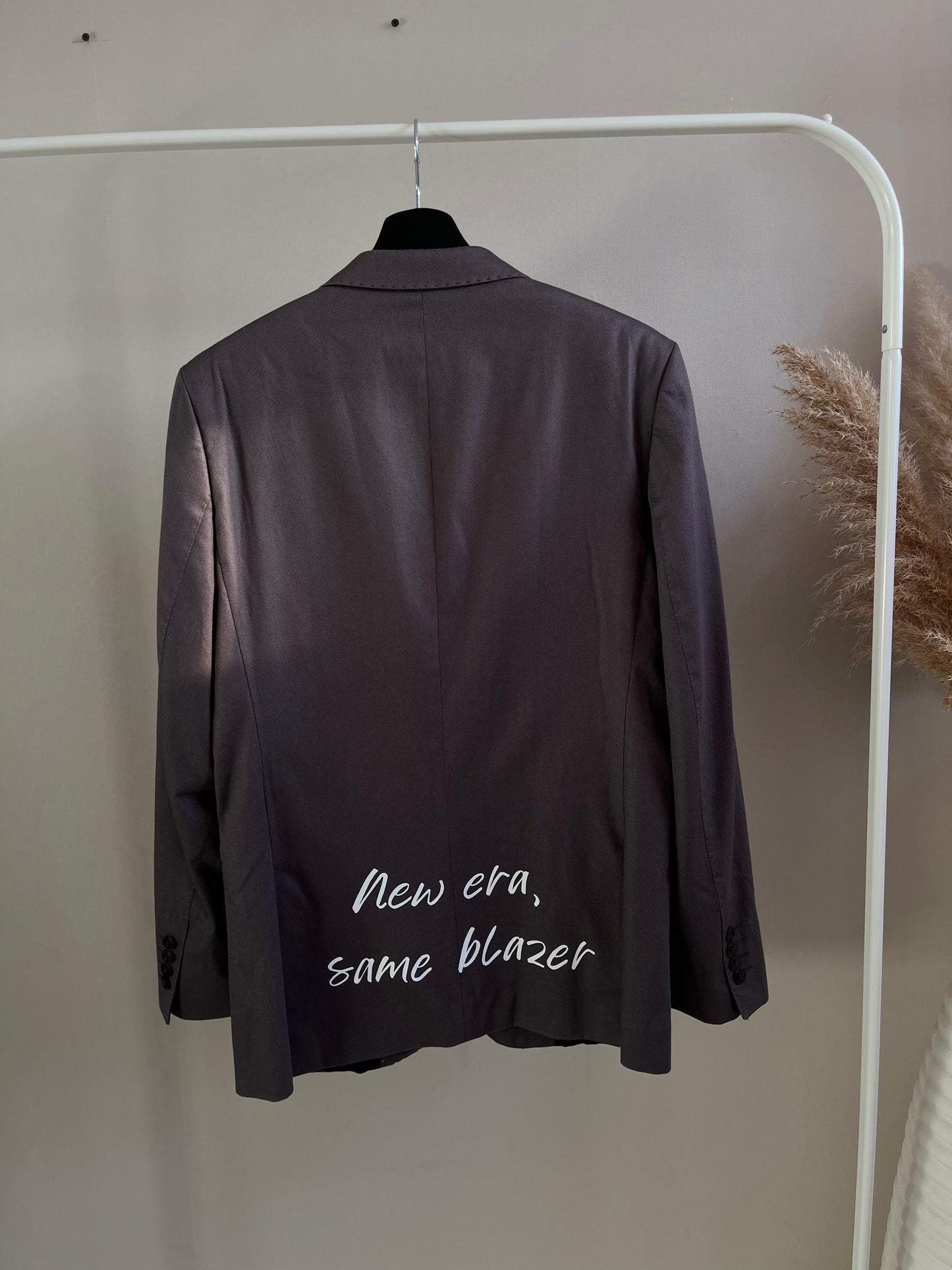 NEW ERA, SAME BLAZER