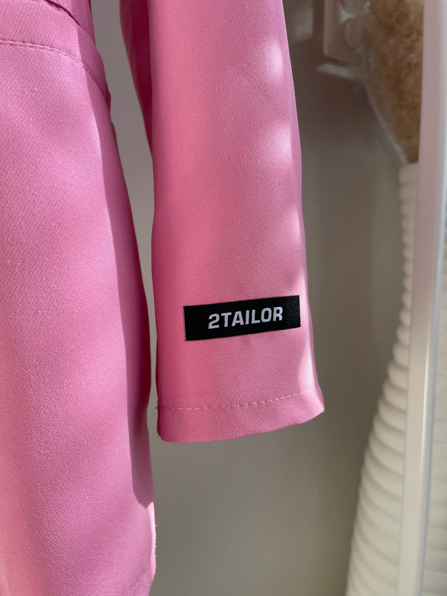 IT'S NOT ABOUT THE BRAND 2TAILOR